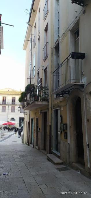 Casa Di Nonno Lägenhet Isernia Exteriör bild